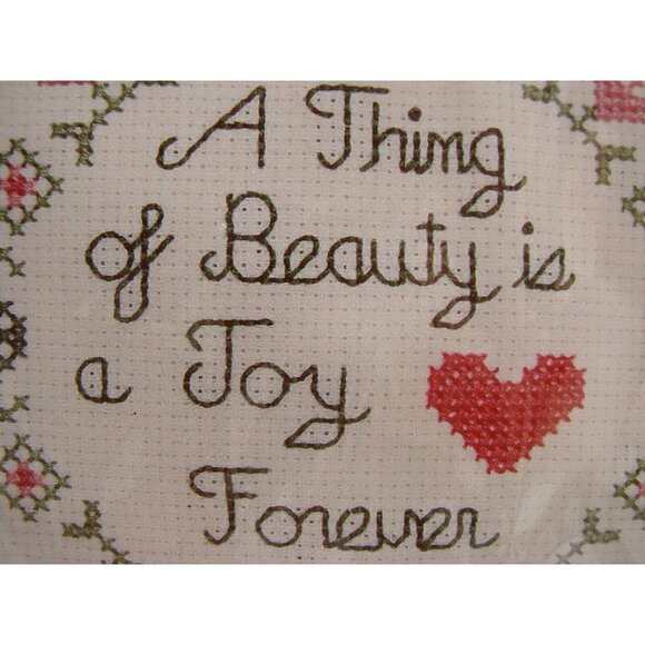 NEW Janlynn Counted Cross Stitch Kit A Thing Of Beauty Is A Joy Forever 5" Round - Picture 9 of 9